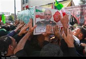 ملت ایران از مسیر انقلاب و دفاع از کشور ذره‌ای عقب‌نشینی نخواهد کرد