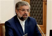 برگزاری نمایشگاه قرآن در حریم رضوی نمادی از پیوند قرآن و عترت است