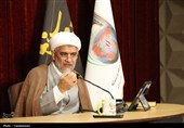 "میان" و "میانه" دوگانه‌ها/در استقبال از نوشته محسن چاوشی