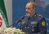 وزیر دفاع: در یک سال اخیر 582 قلم تجهیزات را بومی‌سازی کردیم