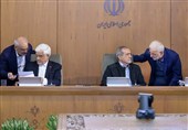شاکرة رسالة قائد الثورة .. الحکومة الإیرانیة: نلتزم بتأمین معیشة الشعب
