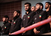 تکریم أبطال المصارعة الإیرانیة فی جلسة غیر رسمیة للبرلمان