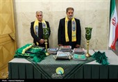 حضور خادمان حرم حضرت عبدالعظیم حسنی(ع) در صحن علنی مجلس