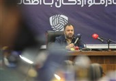 بابایی: اخباری صاحب‌خانه است و جدا نمی‌شود/ سپاهان به ما نامه بزند