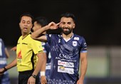 حبیبی‌نژاد: در اولین بازی فیکس خودم گل زدم/ زمین‌های ایران استراحت لازم را ندارند