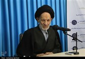 آیت‌الله عبادی: استعمار با توطئه‌های اقتصادی، فرهنگی و مواد مخدر ملت‌ها را به بردگی می کشاند