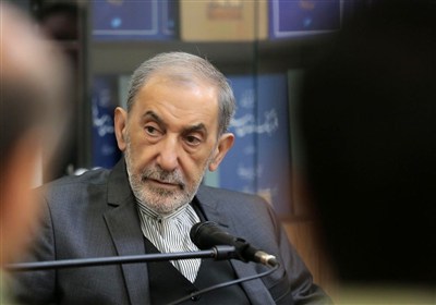 ولايتي يرد بشدة على الادعاءات الإماراتية بشأن الجزر الإيرانية
