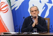 الرئیس الإیرانی: لن نتراجع أمام أی تهدید