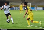 دیدار تیم‌های فوتبال سپاهان ایران و آحال ترکمنستان