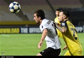 دیدار تیم‌های فوتبال سپاهان ایران و آحال ترکمنستان