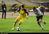 دیدار تیم‌های فوتبال سپاهان ایران و آحال ترکمنستان