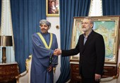 لاریجانی یستقبل وزیر الداخلیة العُمانی