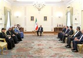 بزشکیان: إیران وسلطنة عُمان کانتا دائماً سنداً لبعضهما فی مختلف الظروف