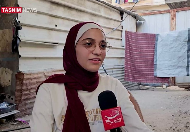 هيا مهدي طالبة من غزة.. حققت نتيجة 97% بالفرع العلمي؛ كيف نالت ذلك رقم الاصابة والنزوح؟