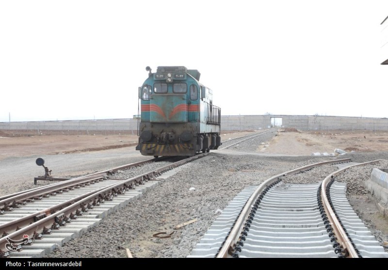 سوتی که 22 سال در راه بود؛ اردبیل بالاخره قطار را دید
