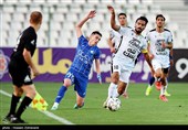 همدانی: تیم منسجم ساپینتو بی‌توجه به سنگ‌اندازی‌ها باشد/ مگر آسانی جزو تیم استقلال نیست؟!