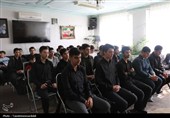 دیدار دانش‌آموزان با نماینده ولی فقیه در اردبیل و تجلیل از قرآن‌آموزان