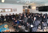 دیدار دانش‌آموزان با نماینده ولی فقیه در اردبیل و تجلیل از قرآن‌آموزان
