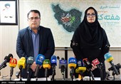 آزاده نظربلند دبیرکل نهاد کتابخانه های عمومی کشور و ابراهیم حیدری مدیرعامل خانه کتاب و ادبیات ایران و دبیر سی‌وسومین دوره هفته کتاب جمهوری اسلامی ایران
