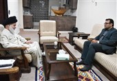 سپاه و بسیج سازندگی محور خدمت به محرومان هستند