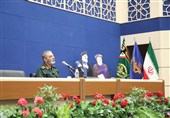 رئیس الأرکان الایرانیة یؤکد ضرورة اکتساب التقنیات الناشئة والباعثة على الاقتدار