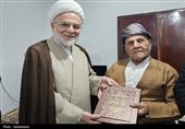 تجلیل نماینده ولی‌فقیه در استان کردستان از استاد موسیقی+تصاویر