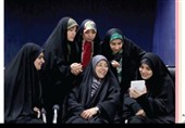 دختران تماشاگر یا کنشگر؟