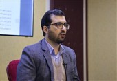 موسوی‌نیا: امام خامنه‌ای در حال شکل‌دهی به یک حافظه‌ تاریخی هستند