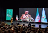 بازگشت شهرام دبیری با شعار «مدیریت شیشه‌ای»؛ معاون معزول از سفر قطب جنوب، نسخه «شفافیت» پیچید