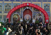 الأجواء فی روضة شهداء کرمان عشیة الذکرى السنویة السادسة لاستشهاد الحاج قاسم سلیمانی