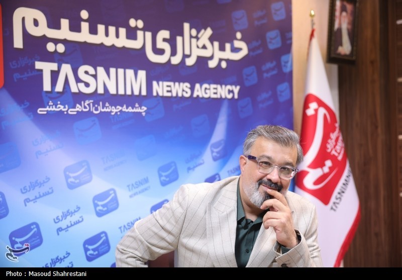 مجری , مجریان تلویزیون ایران , تلویزیون , صدا و سیما , هنرمندان , 