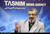 کنار مردم بودن با نسخه پیچی از راه دور متفاوت است