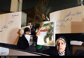 تجمع دانشجویی مقابل سفارت انگلستان
