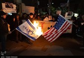 تجمع دانشجویی مقابل سفارت انگلستان