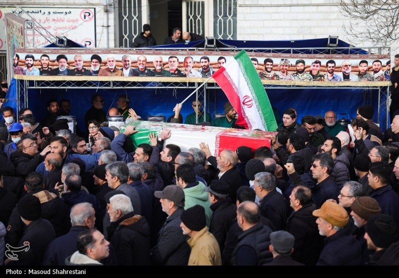 تشییع پیکر2 شهید مدافع امنیت در محله نازی آباد تهران