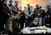 خاکسپاری شهدای جنگ تروریستی اخیر