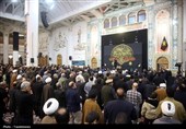 ابراز انزجار زائران حرم قم از اغتشاشگران