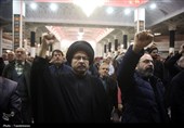 ابراز انزجار زائران حرم قم از اغتشاشگران