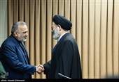 حجت‌الاسلام عبدالفتاح نواب نماینده ولی فقیه در حج و زیارت و علیرضا رشیدیان رییس سازمان حج و زیارت
