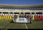 دیدار تیم های فوتبال فجر شهید سپاسی و پرسپولیس