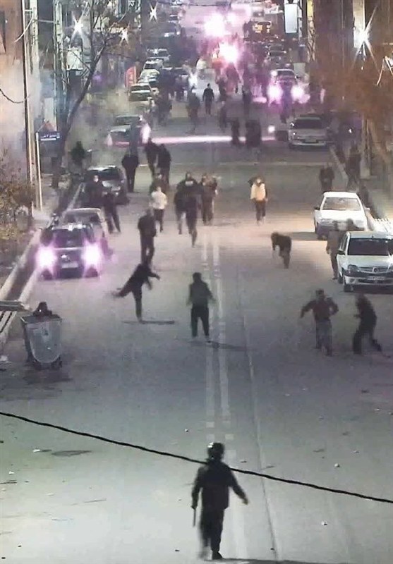 اخبار بهارستان , شهرستان بهارستان , اغتشاشات ایران , اغتشاشات 1404 , اغتشاشگران مسلح , حملات تروریستی , 