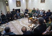دیدار مسئولان قزوین با خانواده شهدای مدافع امنیت