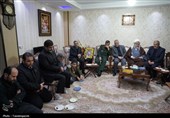دیدار مسئولان قزوین با خانواده شهدای مدافع امنیت