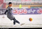 دیدار تیم‌های فوتبال پرسپولیس و سپاهان