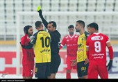 دیدار تیم‌های فوتبال پرسپولیس و سپاهان
