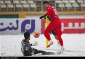 دیدار تیم‌های فوتبال پرسپولیس و سپاهان