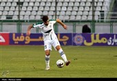 دیدار تیم‌های فوتبال  ذوب‌آهن اصفهان و استقلال تهران