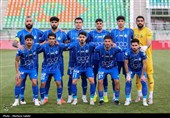 دیدار تیم‌های فوتبال  ذوب‌آهن اصفهان و استقلال تهران