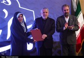 رونمایی سامانه آموزشی «دارالفنون ملک»