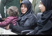 اهدای لباسهای شهیده ملینا اسدی به موزه دفاع مقدس-کرمانشاه